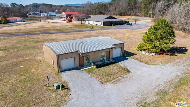 131-C Anderson St E, Home with 0 bedrooms, 2 bathrooms and null parking in Scottsboro AL | Image 5