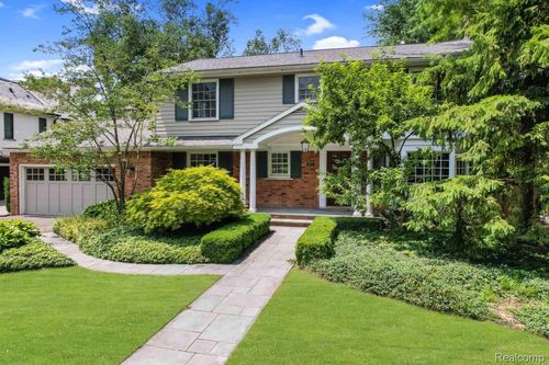 425 Fairfax Street, Birmingham, MI, 48009 | Card Image
