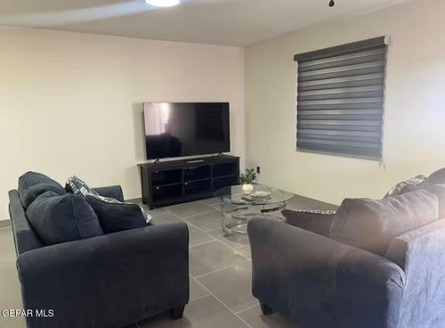 6902 S Angora Loop Avenue, El Paso, TX, 79924 | Card Image