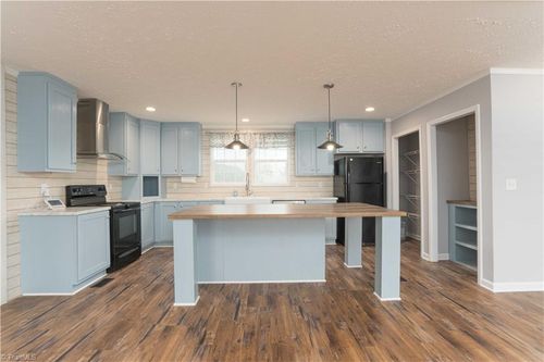 6602 Nc Highway 67, Boonville, NC, 27011-8088 | Card Image