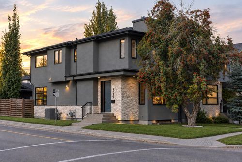 2750 26 Ave Sw, Calgary, AB, T3E7V8 | Card Image