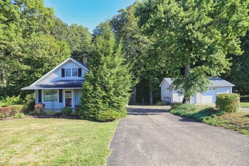 21359 Newcastle Rd, Gambier, OH, 43022-9798 | Card Image