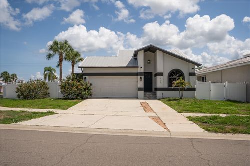 917 Shagos Dr, APOLLO BEACH, FL, 33572-2442 | Card Image