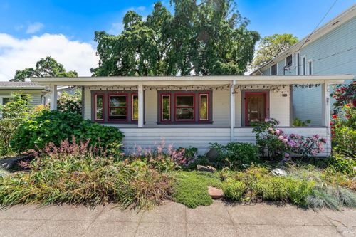 918 Benton Street, Santa Rosa, CA, 95404 | Card Image