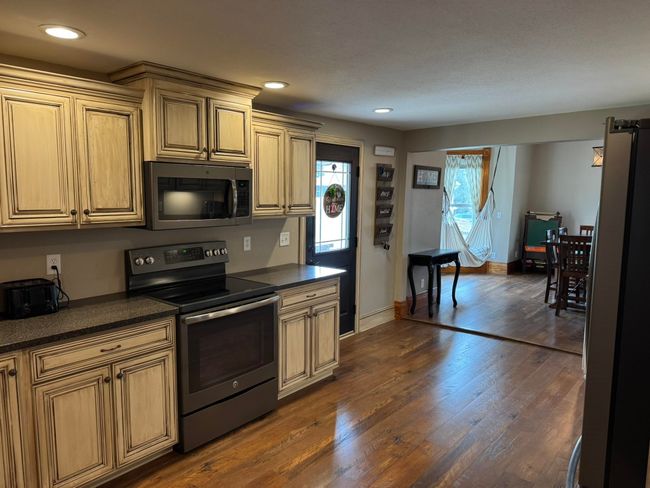 226 S Sidney St, House other with 3 bedrooms, 2 bathrooms and null parking in SHULLSBURG WI | Image 8
