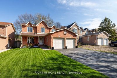 765 Barnes Cres, House other with 4 bedrooms, 4 bathrooms and 6 parking in Oshawa ON | Image 1