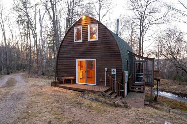 It has its' own well and septic and can be used all year round or seasonally. | Image 12