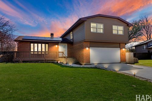 5209 Springdale Ln, Mchenry, IL, 60050-4042 | Card Image