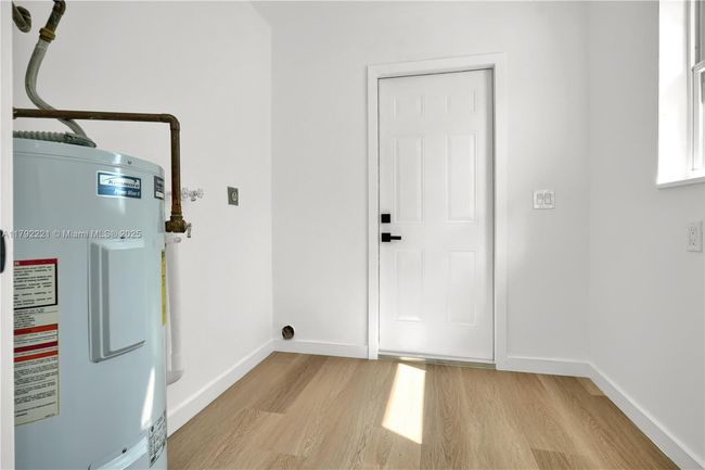 439 Sw 17 Th Ter, House other with 3 bedrooms, 2 bathrooms and null parking in Homestead FL | Image 12