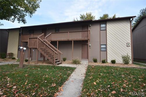55 Peachtree Ln, Fairview Heights, IL, 62208-3807 | Card Image