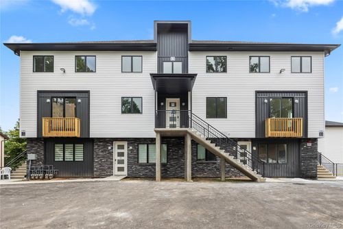 202-13 Gwen Ln, Monsey, NY, 10952-3569 | Card Image