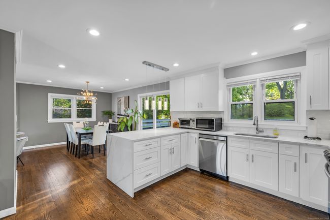 11 Botte Dr, House other with 3 bedrooms, 2 bathrooms and null parking in West Haven CT | Image 9