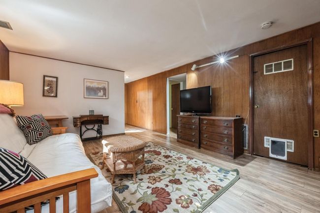 14 Sage Ct, House other with 4 bedrooms, 2 bathrooms and null parking in Huntingtn Sta NY | Image 19