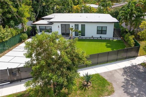 0-1320 N Biscayne Point Rd, Miami Beach, FL, 33141-1706 | Card Image