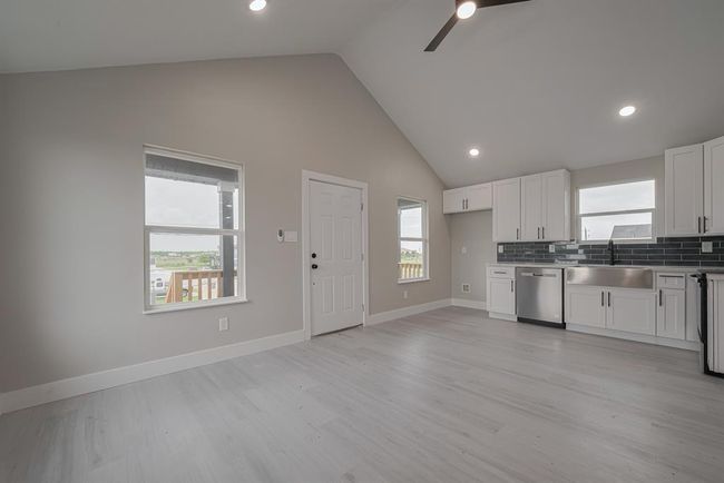837 22 Nd St, House other with 2 bedrooms, 2 bathrooms and null parking in San Leon TX | Image 9