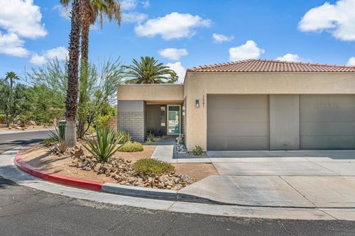 1541 Sunflower Ct N, Palm Springs, CA, 92262-9717 | Card Image