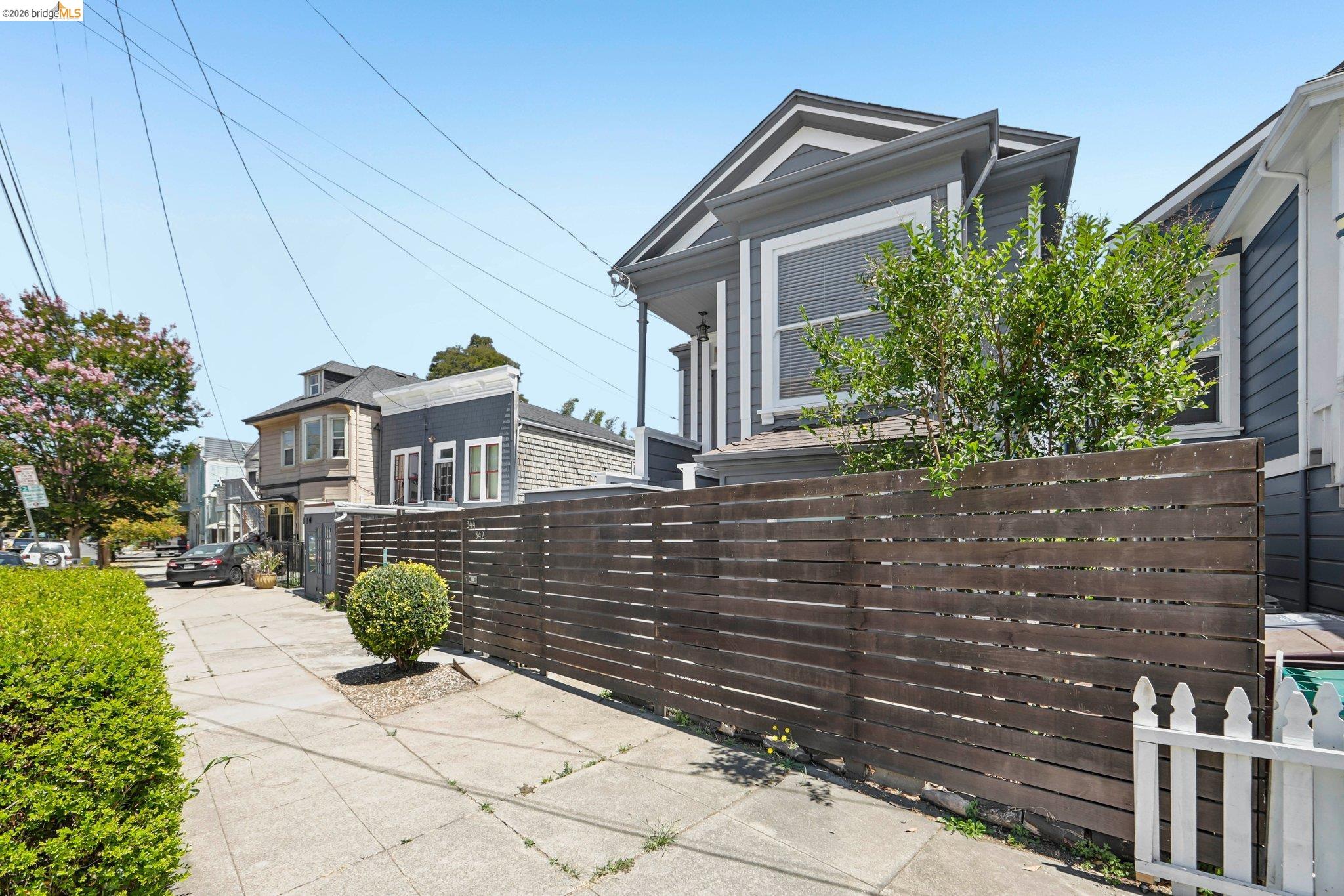 Residential Income in Oakland 2