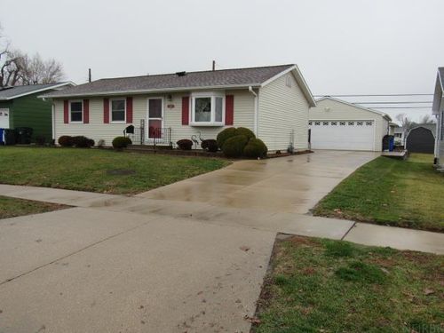 4520 Ford Ave Nw, Cedar Rapids, IA, 52405-4317 | Card Image