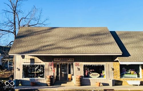 58 W Main St, Nashville, IN, 47448-7047 | Card Image