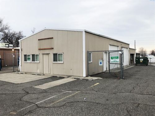 536 W Deschutes, Kennewick, WA, 99336 | Card Image