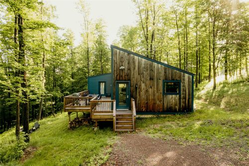 231 Boband Rd, Jeffersonville, NY, 12748-6140 | Card Image