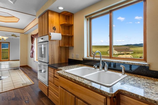 6385 Mt Highway 41, House other with 5 bedrooms, 4 bathrooms and null parking in Whitehall MT | Image 19