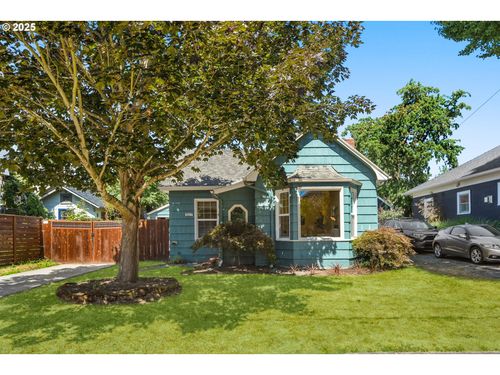 1127 Se Sherrett St, Portland, OR, 97202-6938 | Card Image