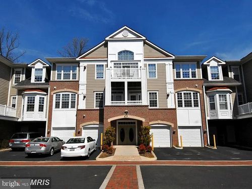 apt-204-7880 Rolling Woods Ct, SPRINGFIELD, VA, 22152-3616 | Card Image