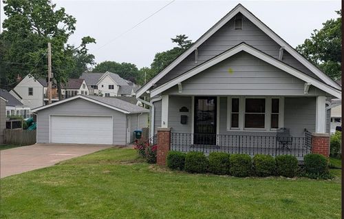 5104 Belinder Rd, Westwood, KS, 66205-2017 | Card Image