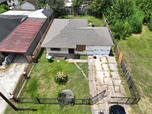 4129 Rogers St, Houston, TX, 77022-4013 | Card Image