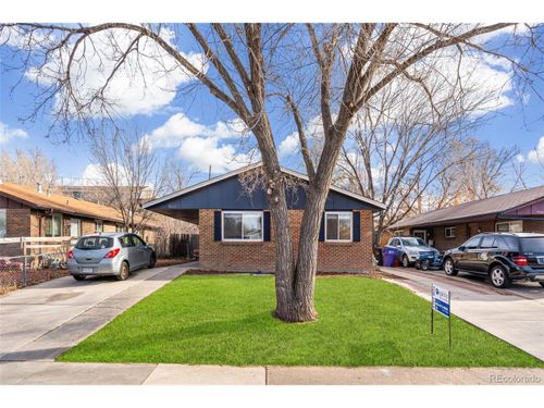 a-960 Newton St, Denver, CO, 80204-3099 | Card Image