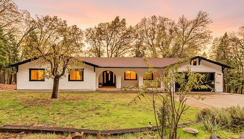 13815 Franciscan Way, Grass Valley, CA, 95945-9339 | Card Image