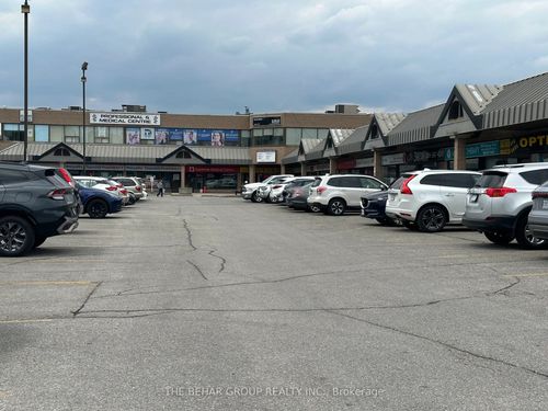 208-390 Steeles Ave W, Thornhill, ON, L4J6X2 | Card Image