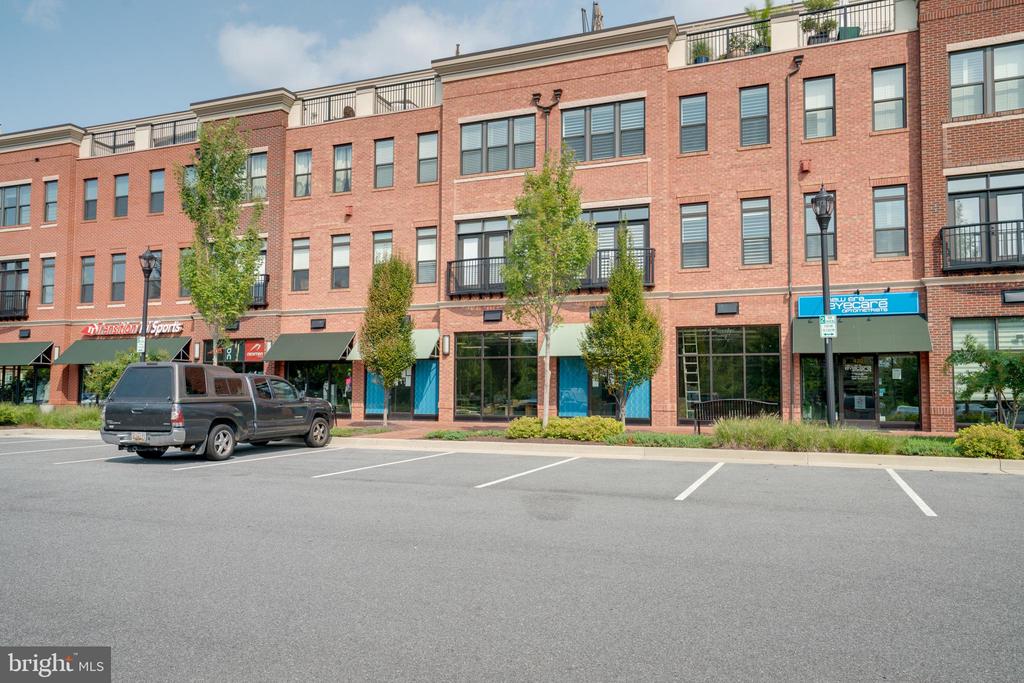 Commercial Sale in LEESBURG 5