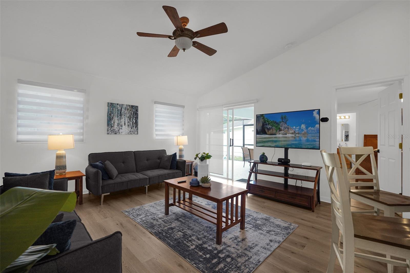 Residential in DAVENPORT 4
