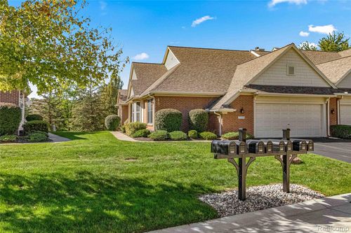2498 Cleveland Way, Canton, MI, 48188-6250 | Card Image