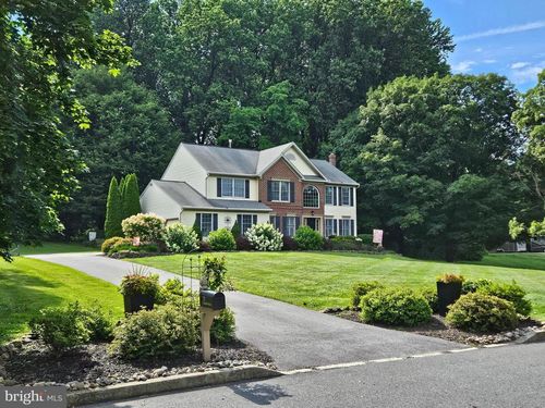 21 Chanticleer Drive, Glenmoore, PA, 19343 | Card Image