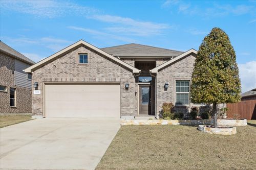 548 Dunster Ln, Saginaw, TX, 76131-2278 | Card Image