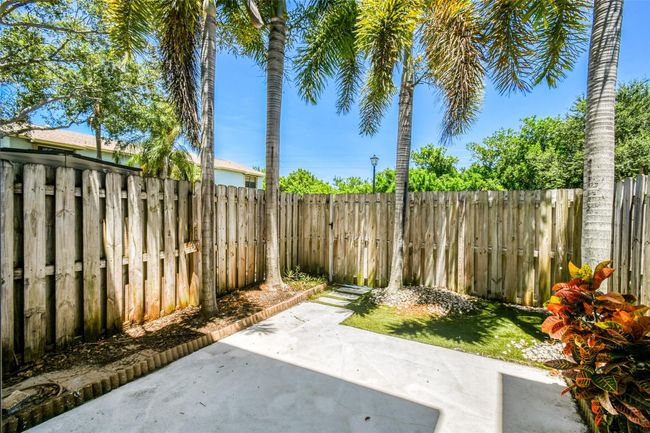 APT-11 - 410 N Cypress Dr, Townhouse with 2 bedrooms, 2 bathrooms and null parking in Tequesta FL | Image 32