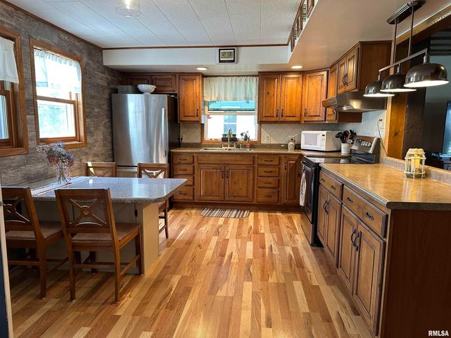 24 E Gillet St, House other with 3 bedrooms, 2 bathrooms and null parking in Preston IA | Image 10