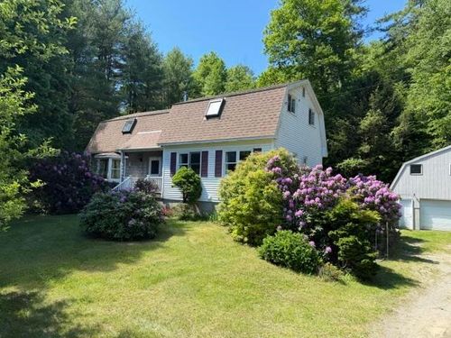 3333 W River Rd, Dummerston, VT, 05301-9667 | Card Image