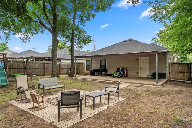 803 E 9 Th St, House other with 3 bedrooms, 2 bathrooms and null parking in Mt Pleasant TX | Image 22