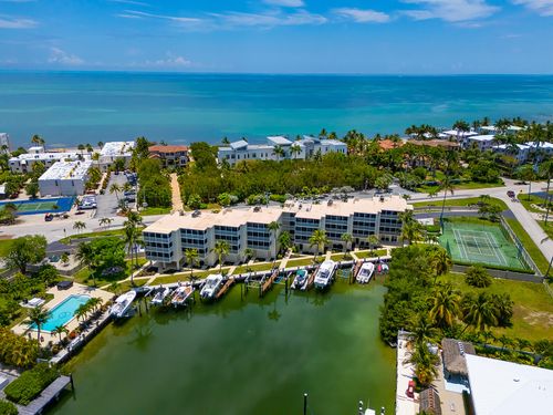 apt-402-130 Coco Plum Dr, Marathon, FL, 33050-4028 | Card Image