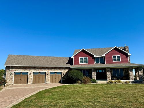 751 S 12th St, Bird Island, MN, 55310-1240 | Card Image