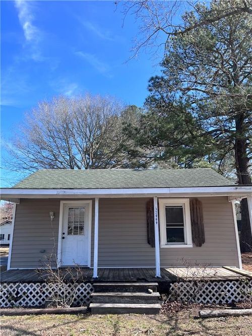 32069 Wilson St, Boykins, VA, 23827-2747 | Card Image