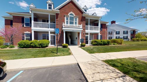 1014 W Summerfield Glen Cir, Ann Arbor, MI, 48103-9166 | Card Image