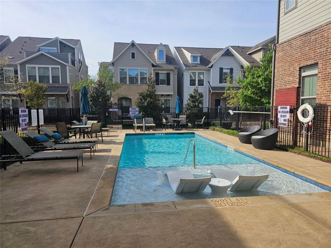1014 Manacor Ln, House other with 3 bedrooms, 4 bathrooms and null parking in Dallas TX | Image 34