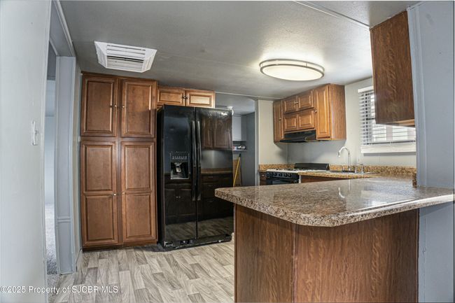 Kitchen | Image 8