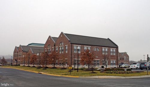 ste-207-21165 Whitfield Pl, Sterling, VA, 20165-7276 | Card Image