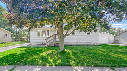 92 N County Line Rd, Hobart, IN, 46342-3577 | Card Image
